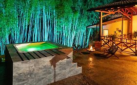 Agradable cabaña cafetera con jacuzzi a 12 min del centro de pereira